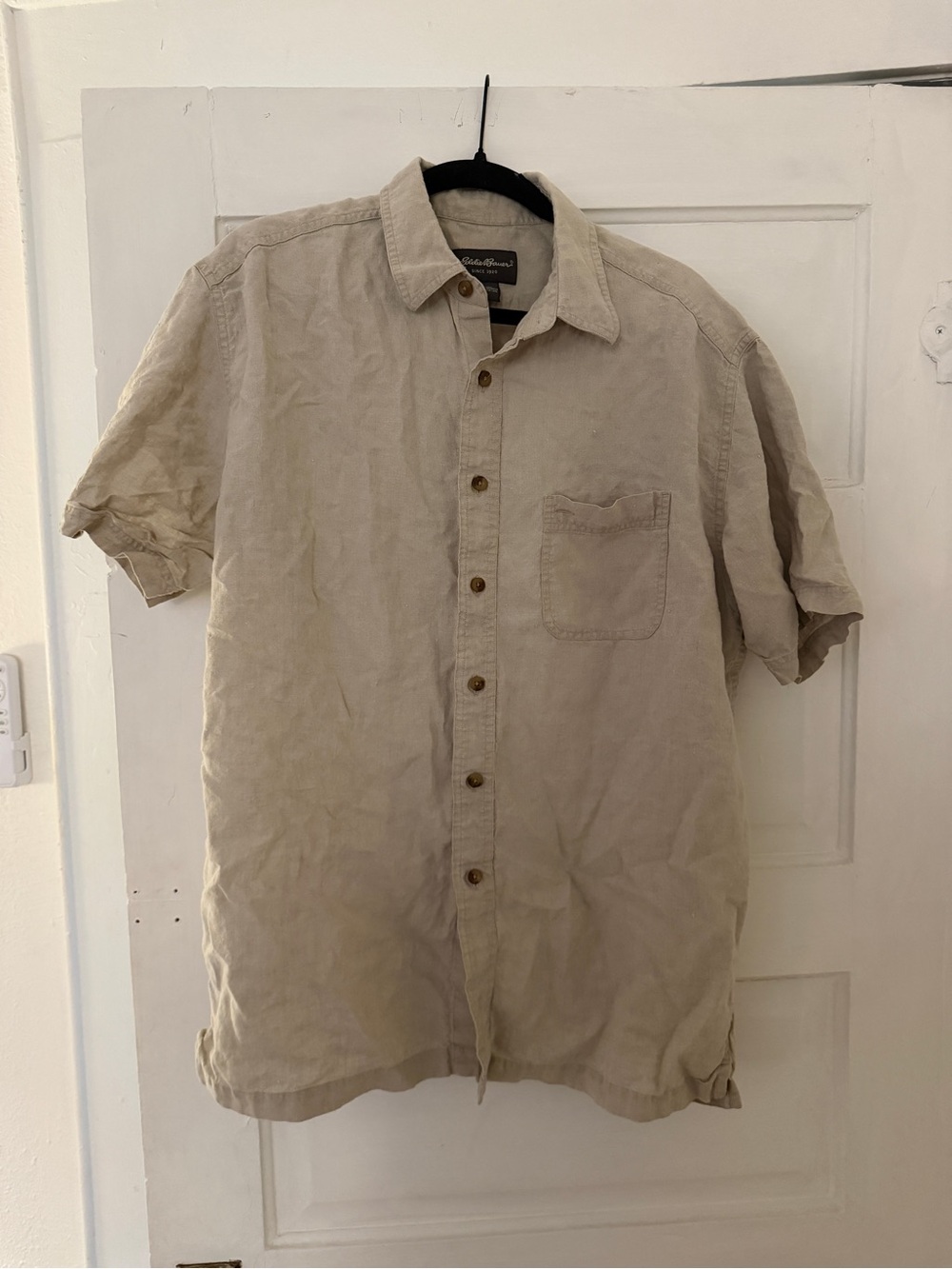 Eddie Bauer Lightweight Short-Sleeve Button-Down Shirt in Tan 100% Linen